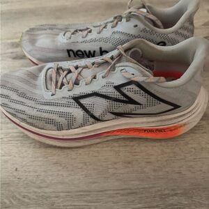 New Balance FuelCell SuperComp Trainer V2 - Size 10